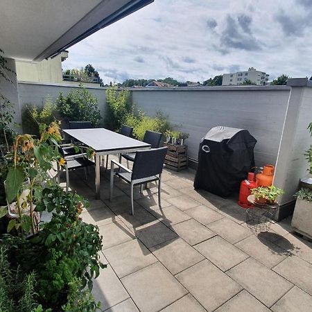 Cosi - Komfortables Privatzimmer Mit Grosser Terrasse Und Parkplatz Kreuzlingen Extérieur photo